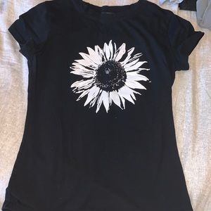 Black and white sunflower t-shirt, Small